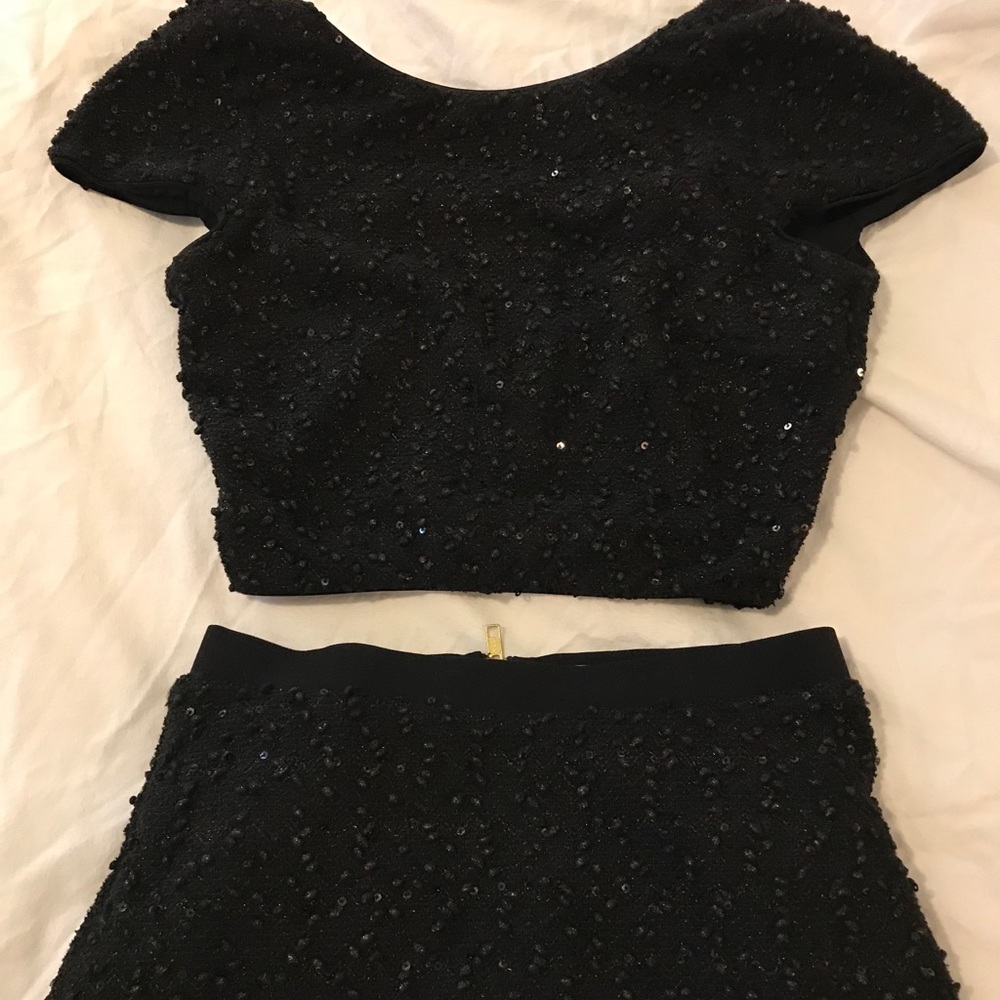 Zip back crop and skirt set black and gold accent